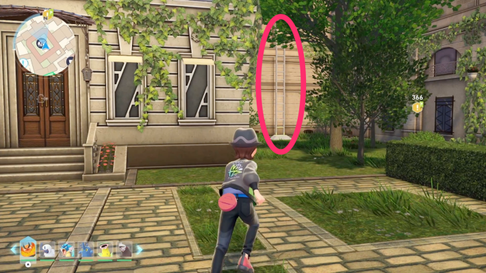 ホテルZの左手前のはしご