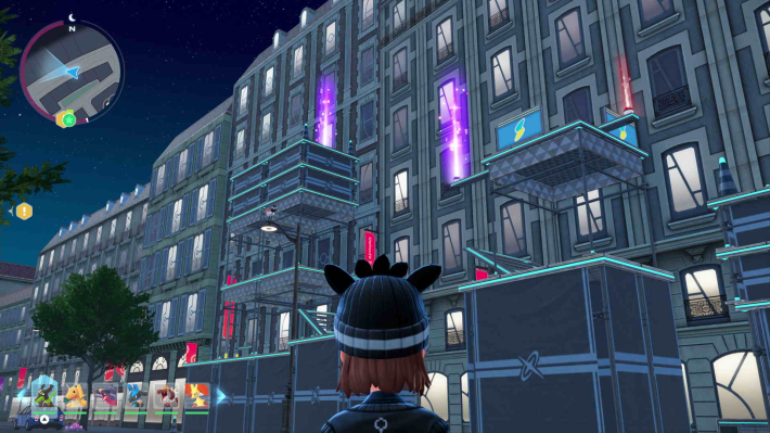 カラフルなネジの現地