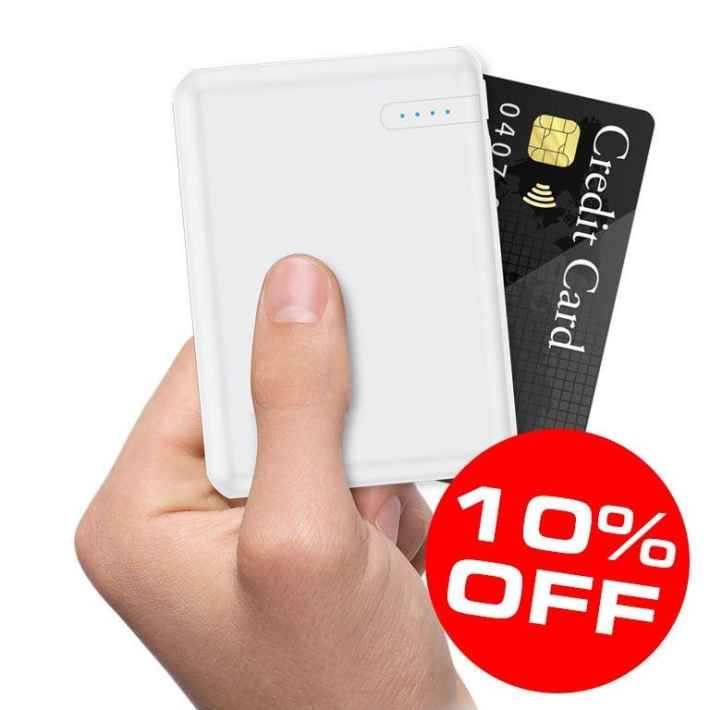 クレジットカードサイズのモバイルバッテリー 10% OFF