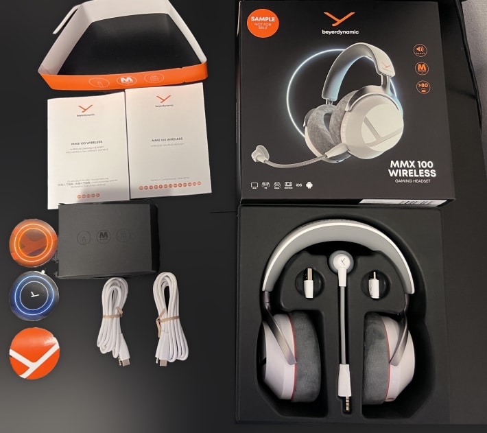 MMX 100 wireless 内容物一式
