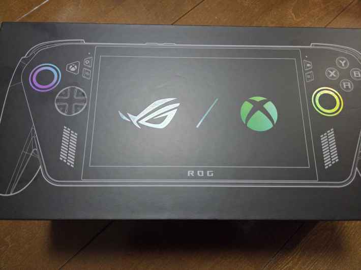 新時代のポータブルXbox「ROG Xbox Ally X」実機レビュー！手軽さとミドルクラス並の本格さが両取りされた持ち運べる「ゲーミングPC」の画像