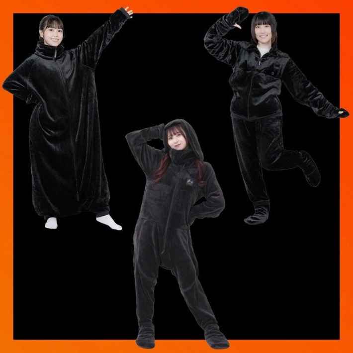 3人のモデルが黒い「ダメ着」シリーズを着用している。