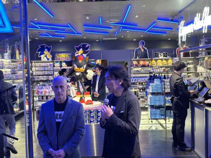「SEGA STORE TOKYO」のオープニングセレモニーが開催！かわいい＆かっこいい限定グッズなどが豊富に揃うの画像