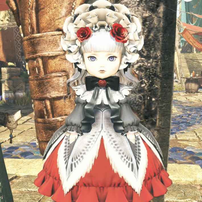 ラバラドレスの人形・赤