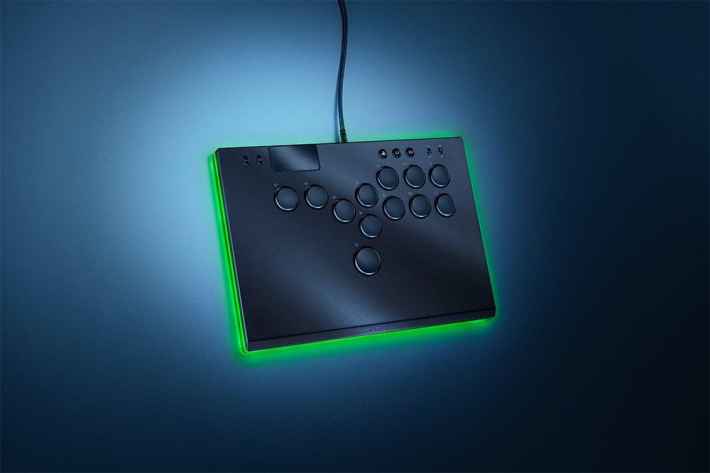 Razer Kitsune アーケードコントローラーの画像