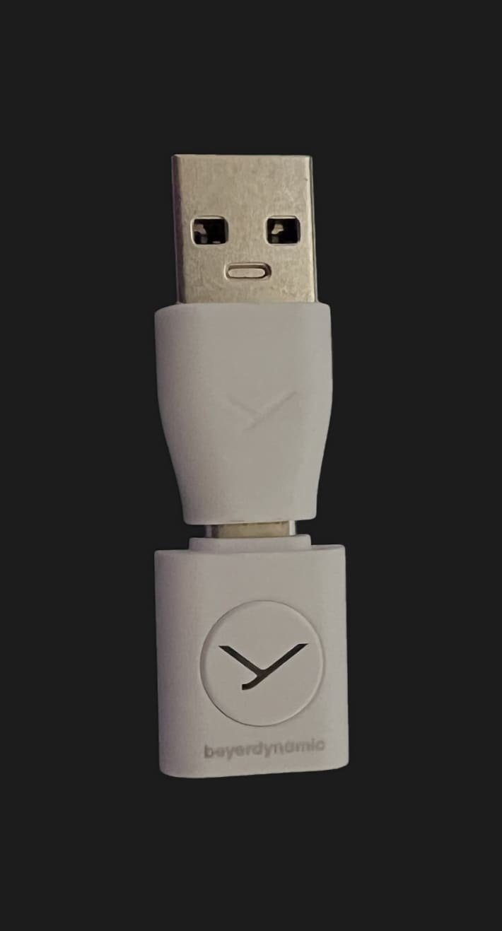 MMX 100 wireless ドングルに変換アダプタを装着