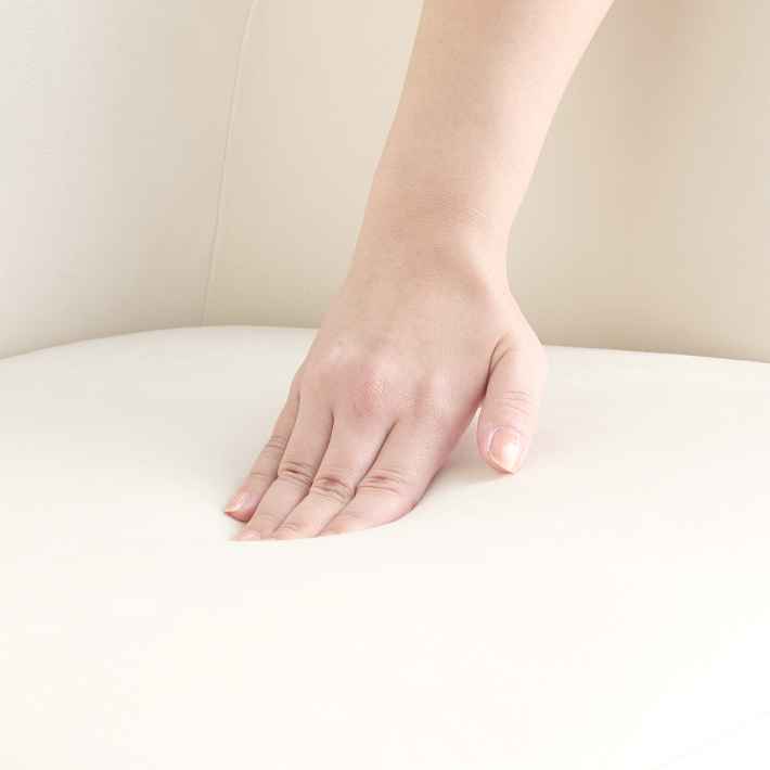 「Pixio」ブランド初のゲーミングチェアが発売！ベロア生地で包み込む“マシュマロチェア”、10%オフの記念セールもの画像