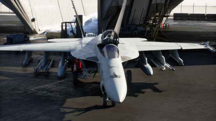 ACE COMBAT 8: WINGS OF THEVE