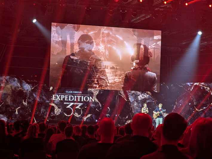 PXL_20250819_191222759-min