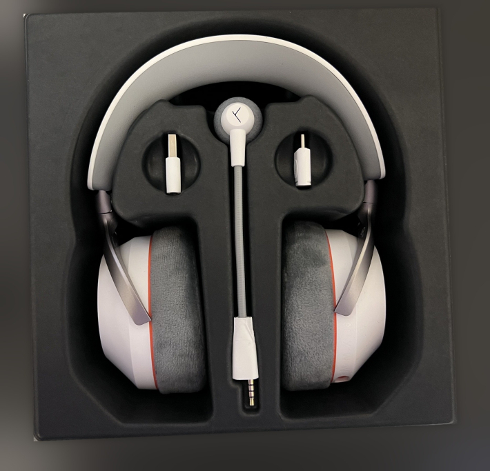 MMX 100 wireless 本体の収納状態