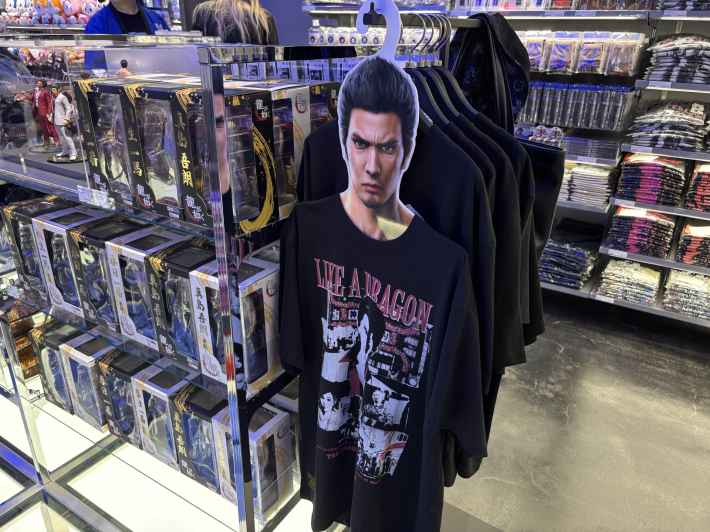 「SEGA STORE TOKYO」のオープニングセレモニーにが開催！かわいい＆かっこいい限定グッズなどが豊富に揃うの画像